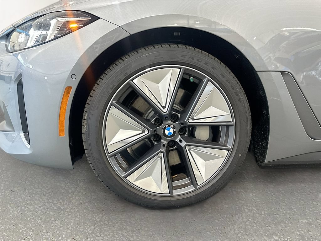 New 2026 BMW i4 xDrive40i w/ Premium Package AWD/4WD image 30
