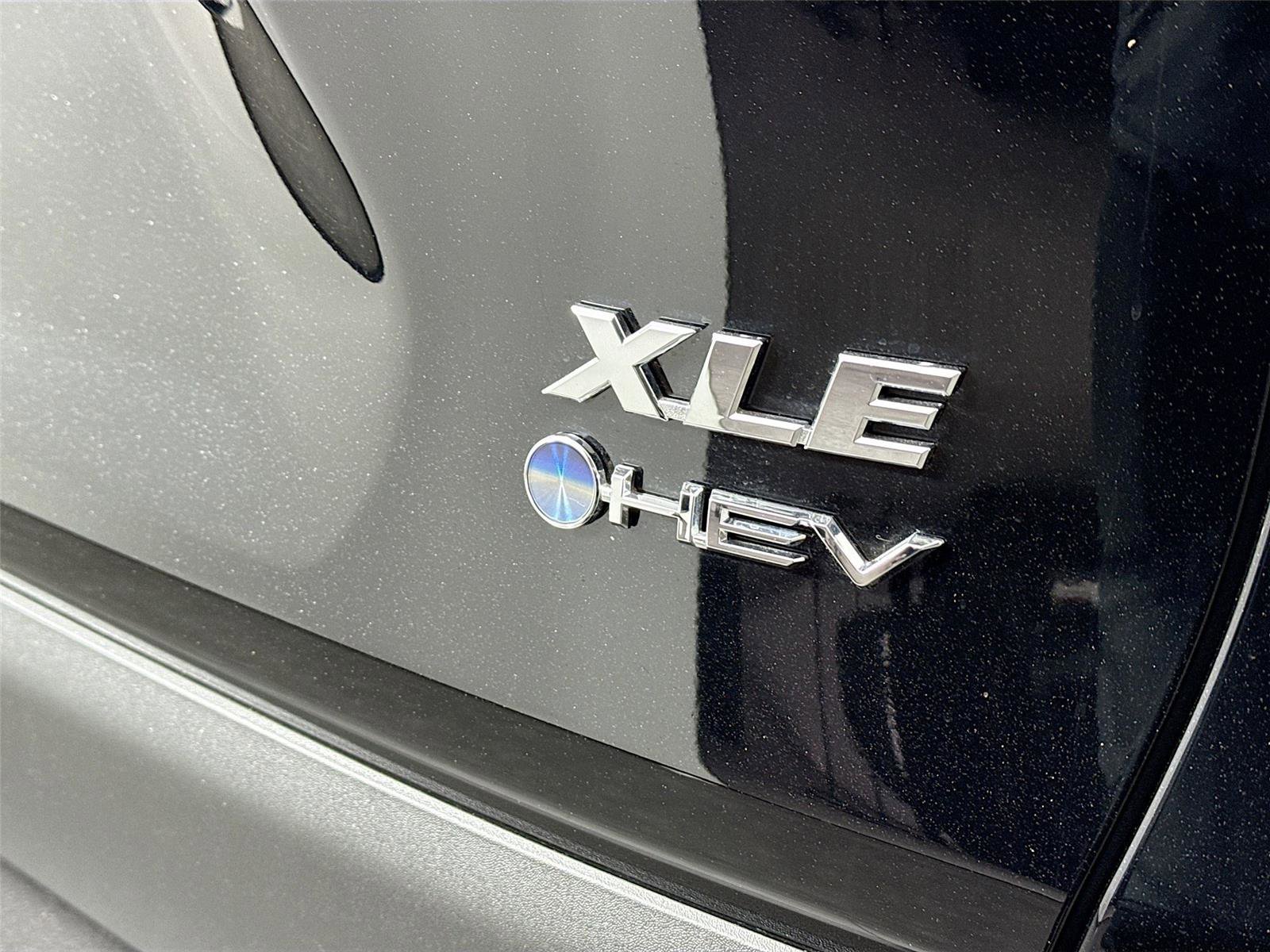 Certified 2025 Toyota RAV4 XLE Premium image 15