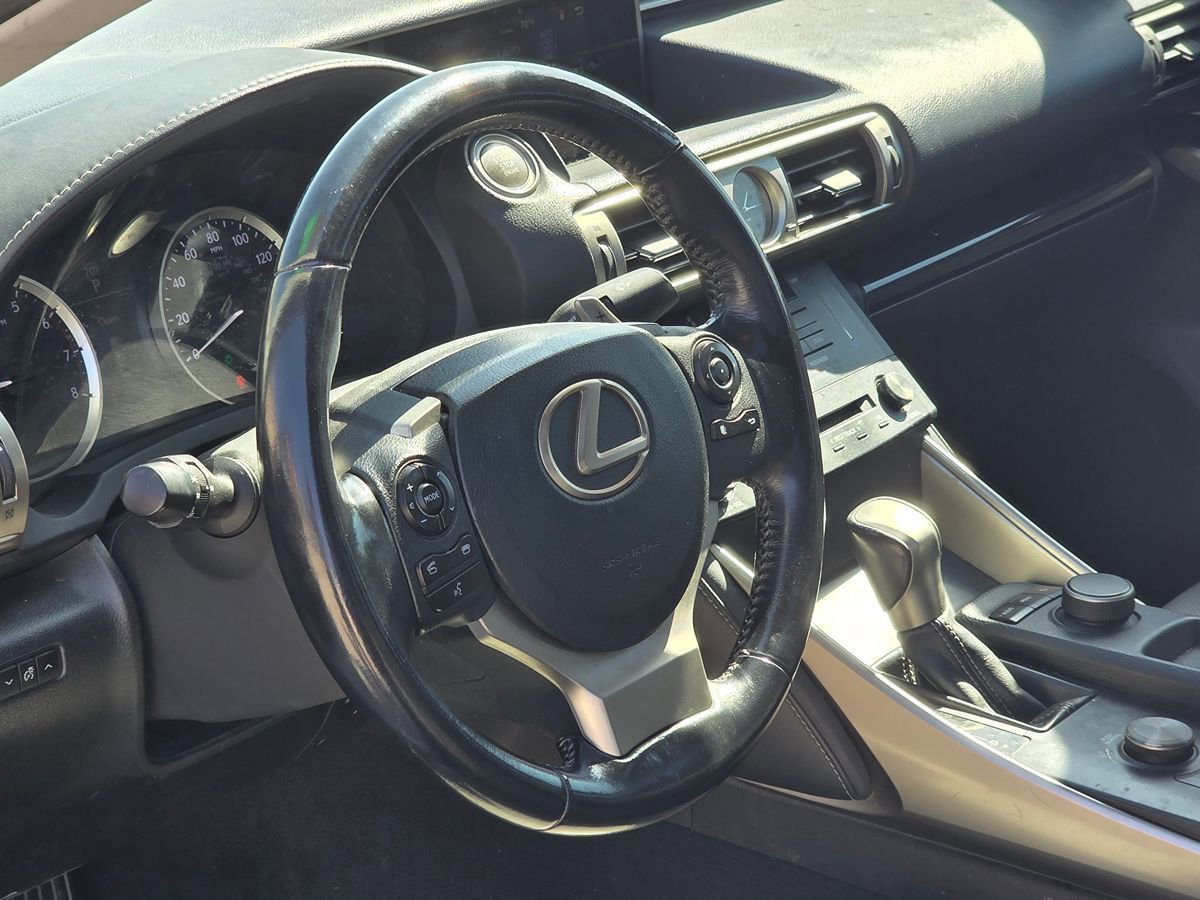Used 2016 Lexus IS 200t RWD image 11