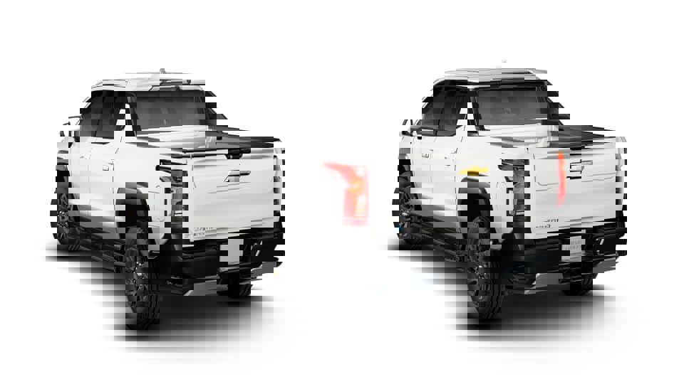 New 2025 Chevrolet Silverado EV LT image 30