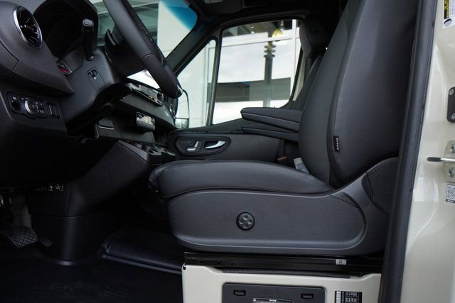 New 2026 Mercedes-Benz Sprinter 2500 image 30