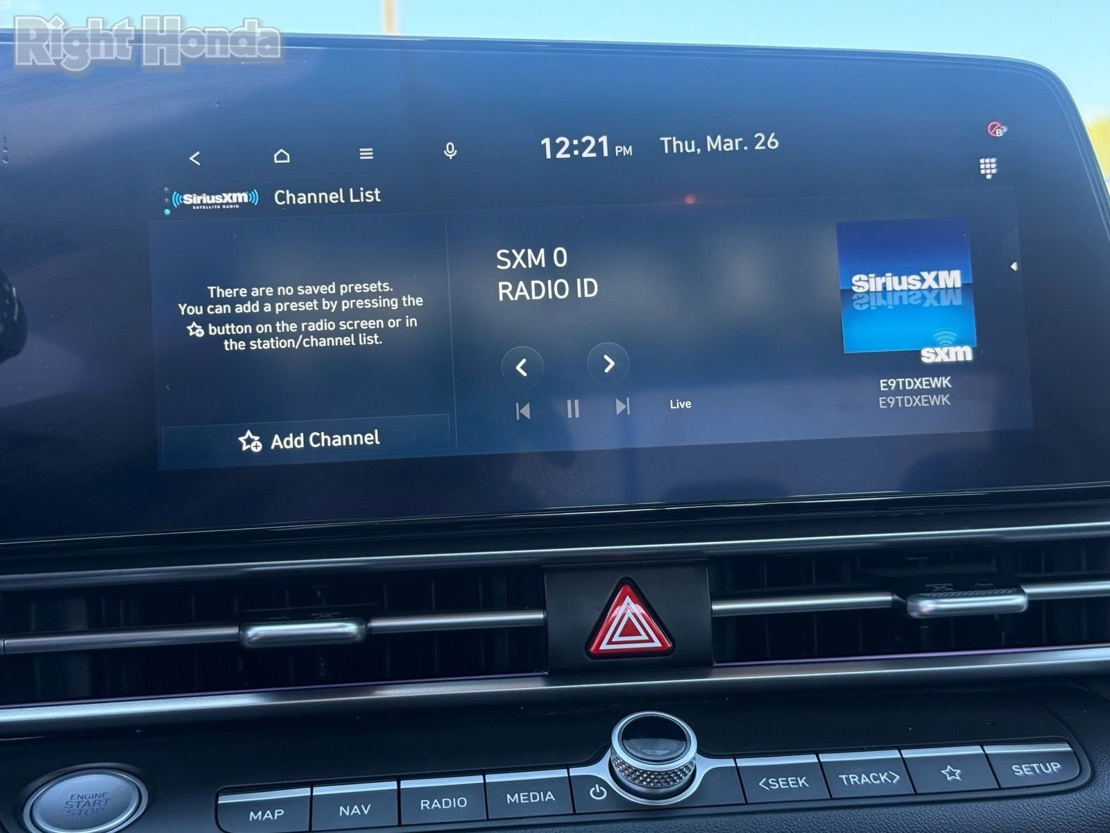 Used 2025 Hyundai Elantra SEL image 21