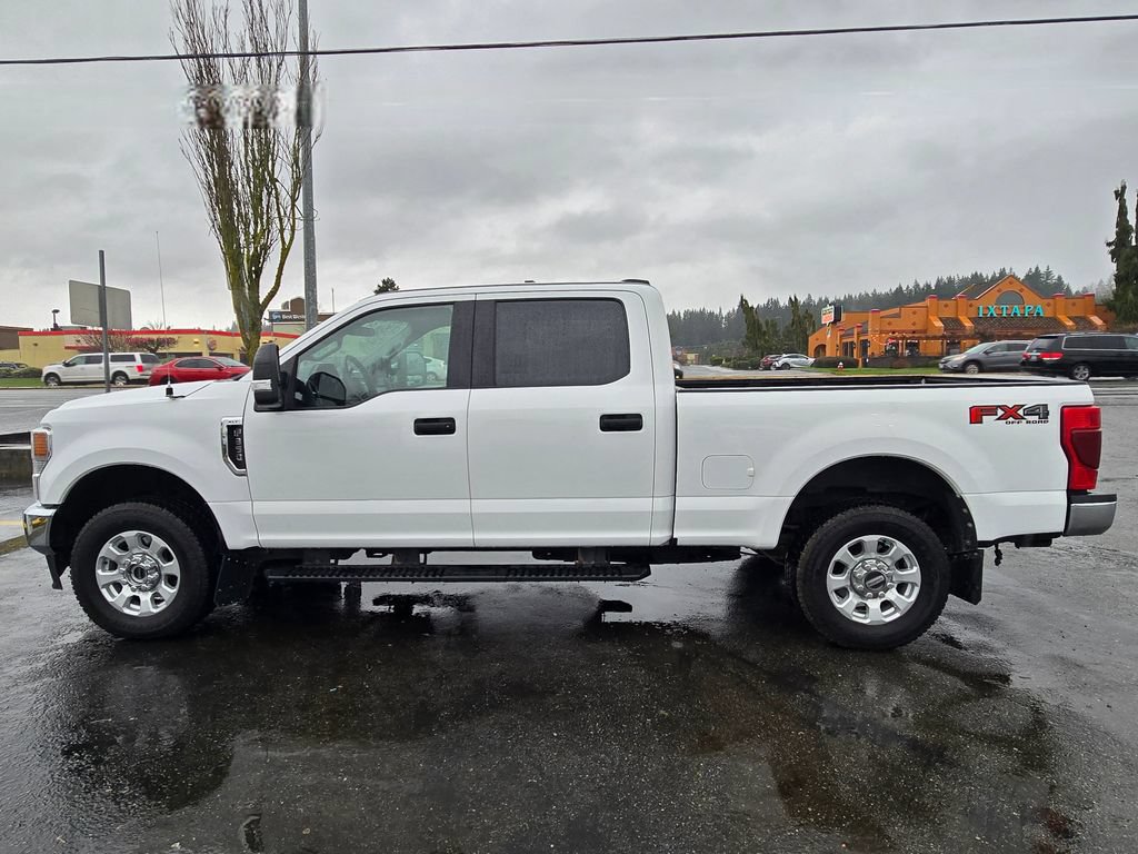 Used 2022 Ford F350 XLT w/ FX4 Off-Road Package AWD/4WD image 4