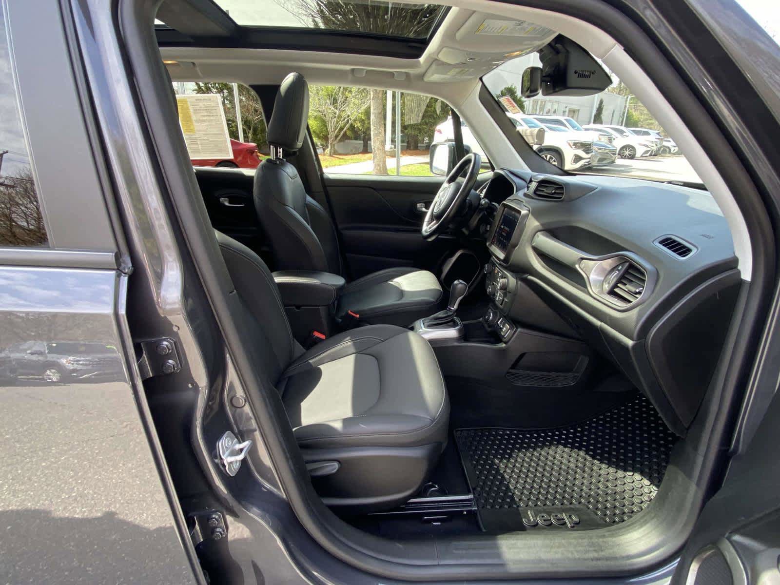 Used 2022 Jeep Renegade Limited w/ Sun, Sound & Wheels Group AWD/4WD image 34