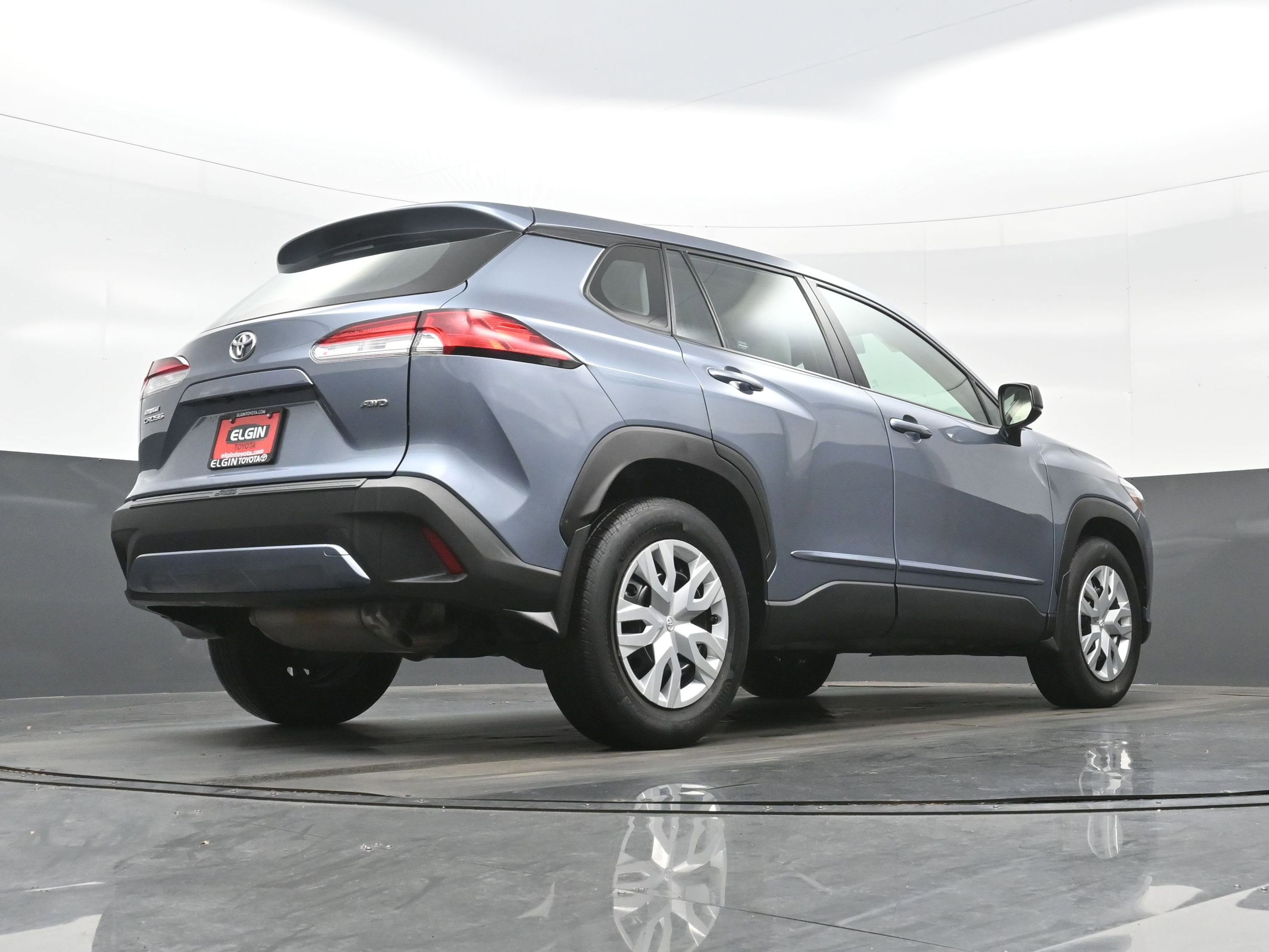 Used 2023 Toyota Corolla Cross L image 29