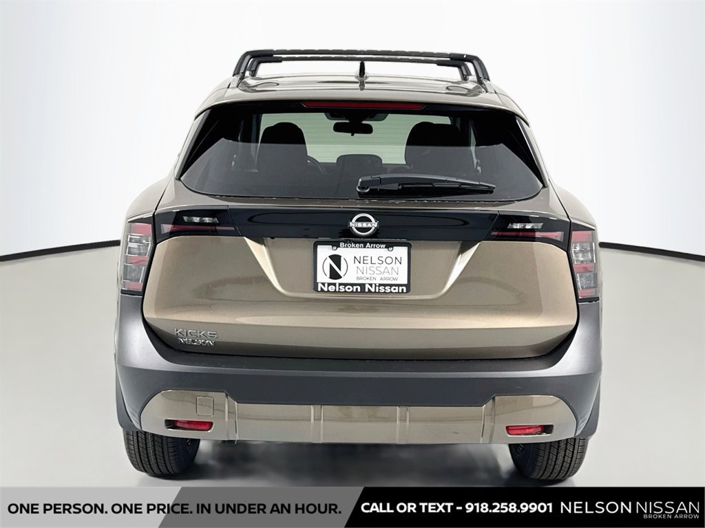 New 2027 Nissan Kicks SV w/ Cold Weather Package FWD image 6