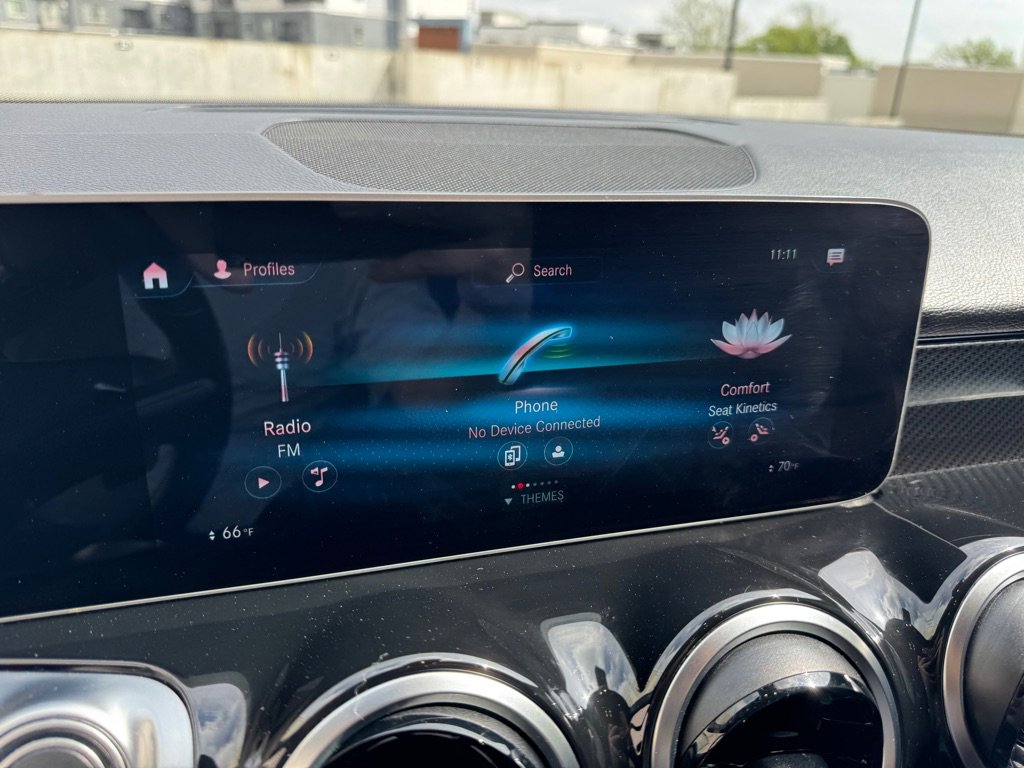 Used 2021 Mercedes-Benz GLB 250 4MATIC image 19