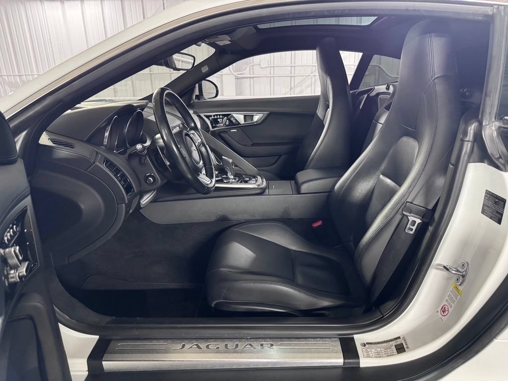Used 2017 Jaguar F-TYPE Coupe RWD image 42