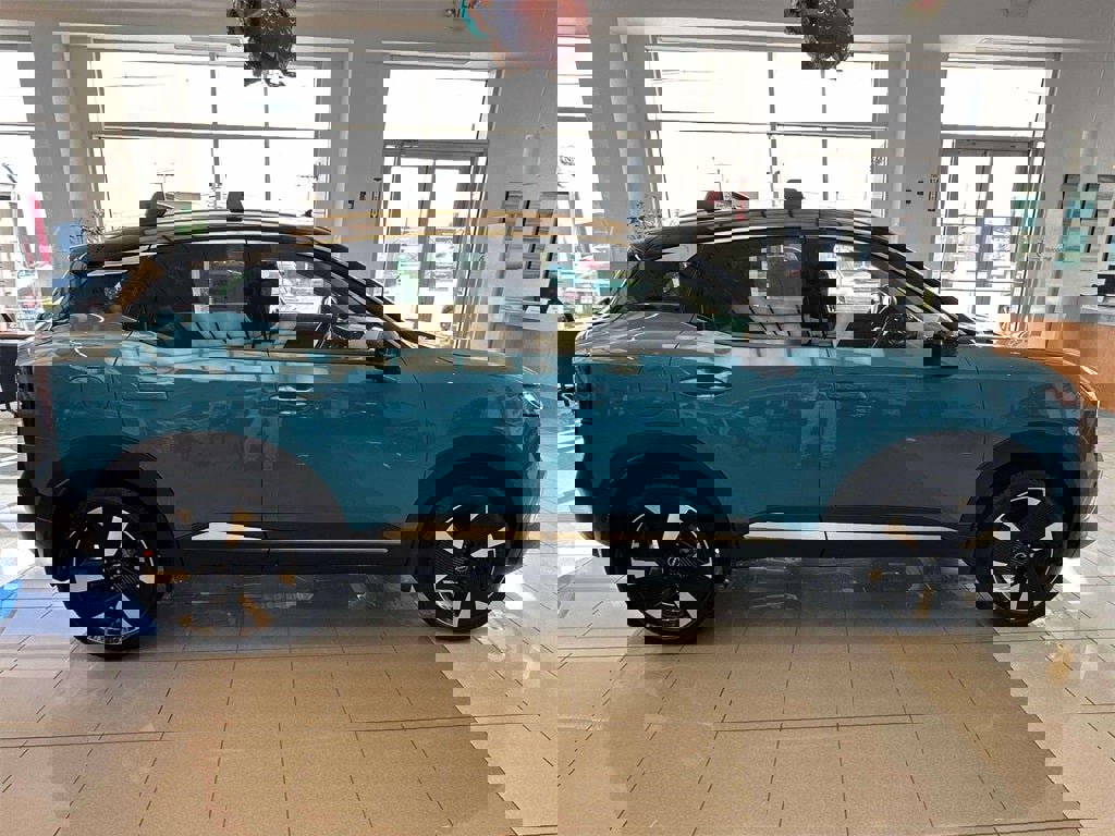 New 2026 Nissan Kicks SR w/ SR Premium Package image 4