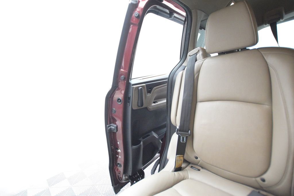 Used 2019 Honda Odyssey EX-L image 13