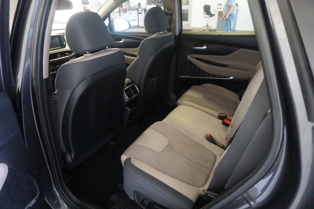 Used 2020 Hyundai Santa Fe SEL w/ Convenience Package FWD image 23