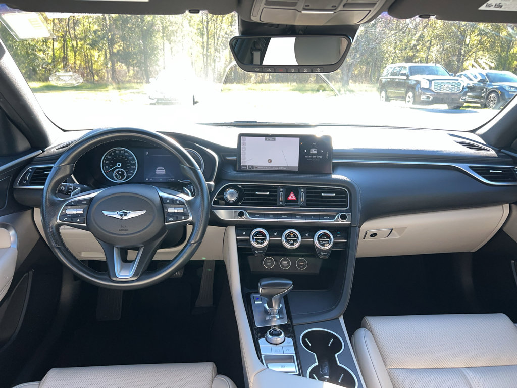 Used 2023 Genesis G70 2.0T image 24