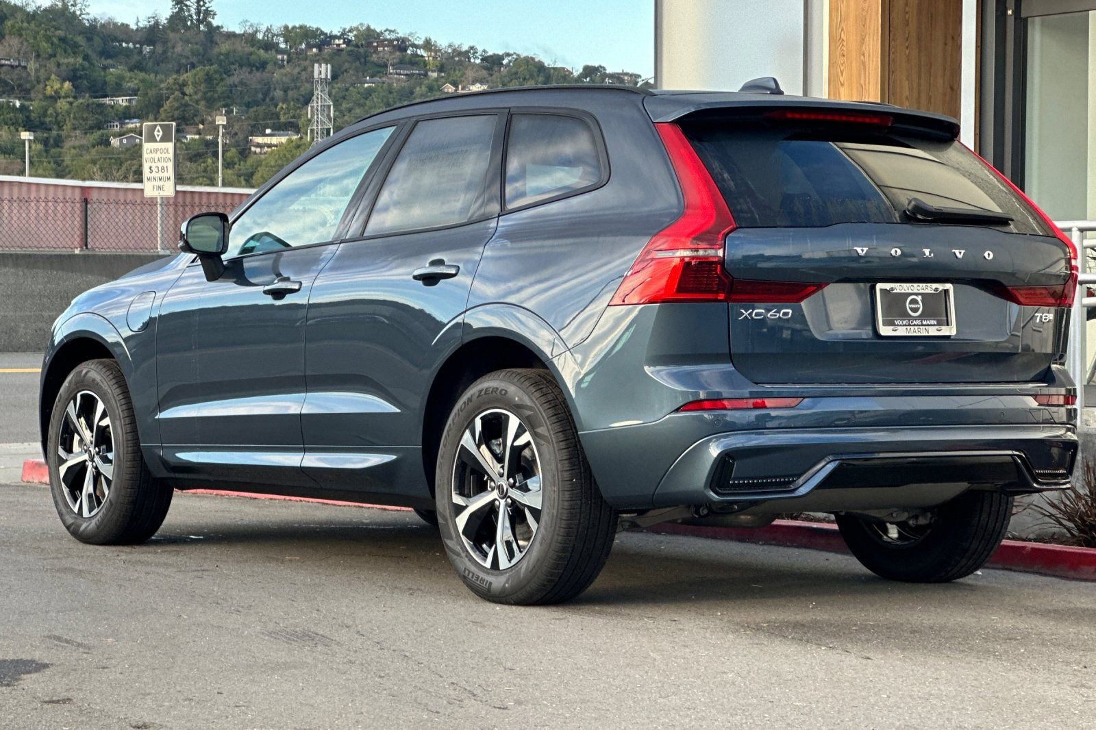 New 2026 Volvo XC60 T8 Core AWD/4WD image 6