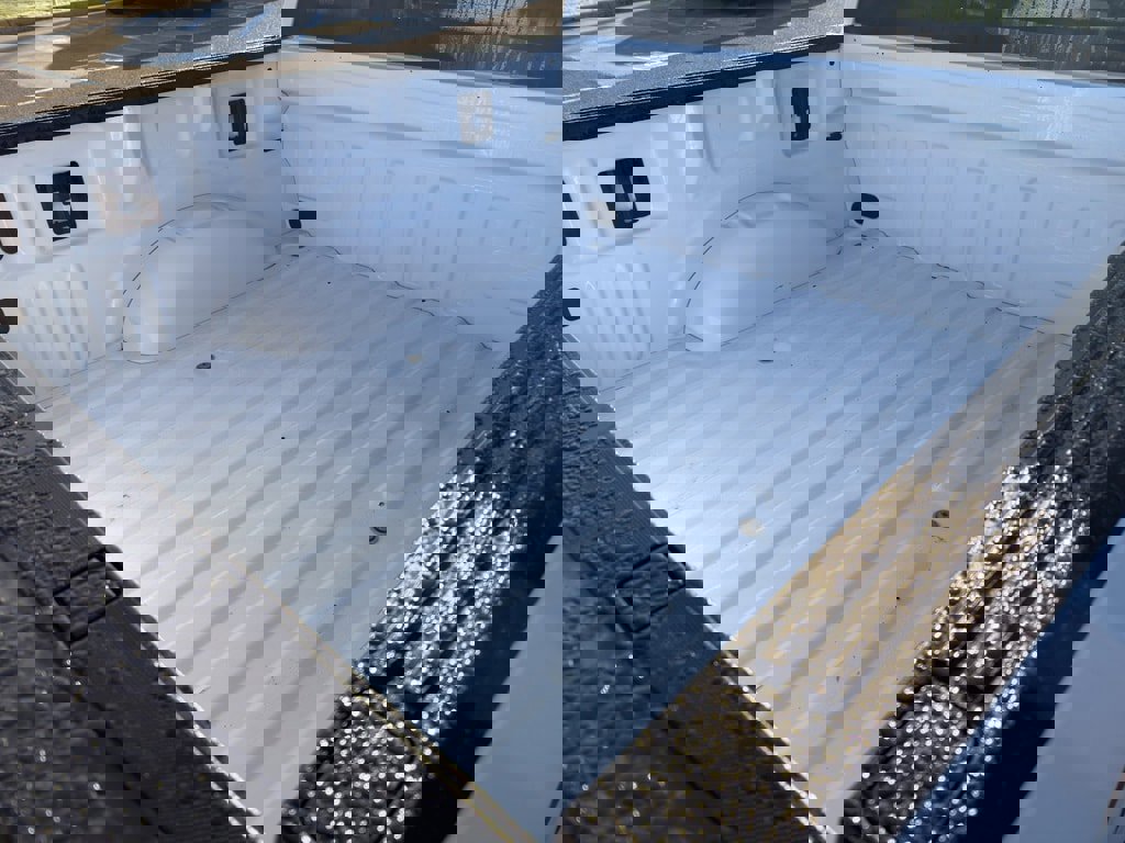 Used 2021 Ford F150 XLT image 6