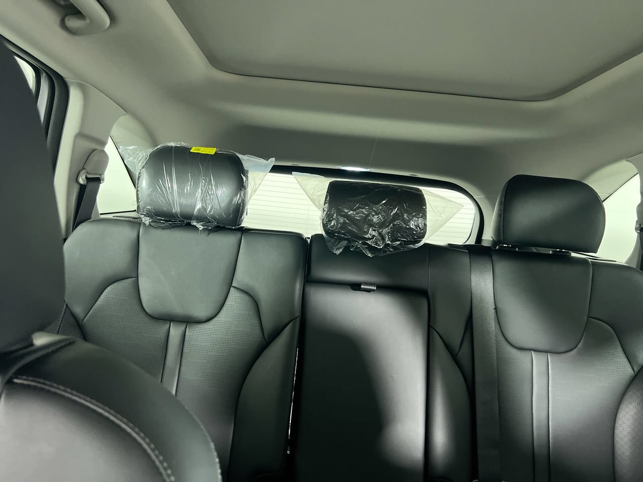 New 2026 Kia Sorento S w/ S Panoramic Sunroof Package FWD image 33