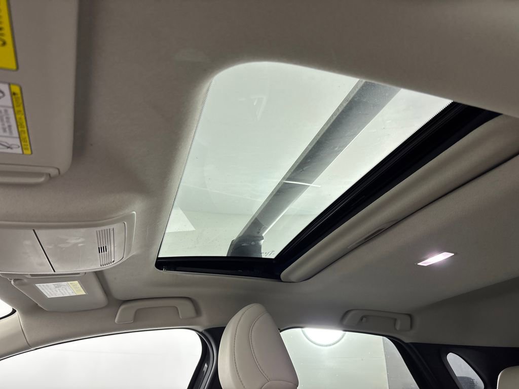 Used 2022 MAZDA CX-30 AWD 2.5 S w/ Premium Package image 26