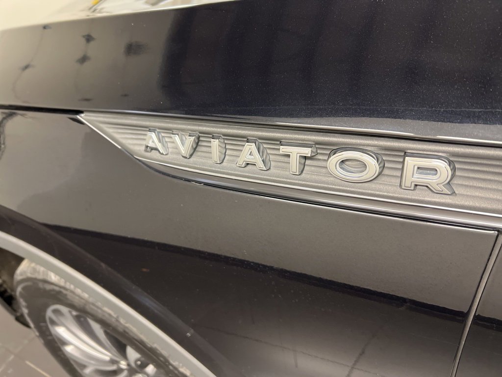 Used 2020 Lincoln Aviator Reserve w/ Elements Package Plus image 38