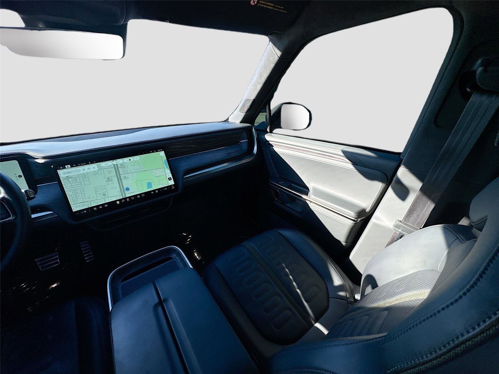 Used 2022 Rivian R1T Launch Edition image 19