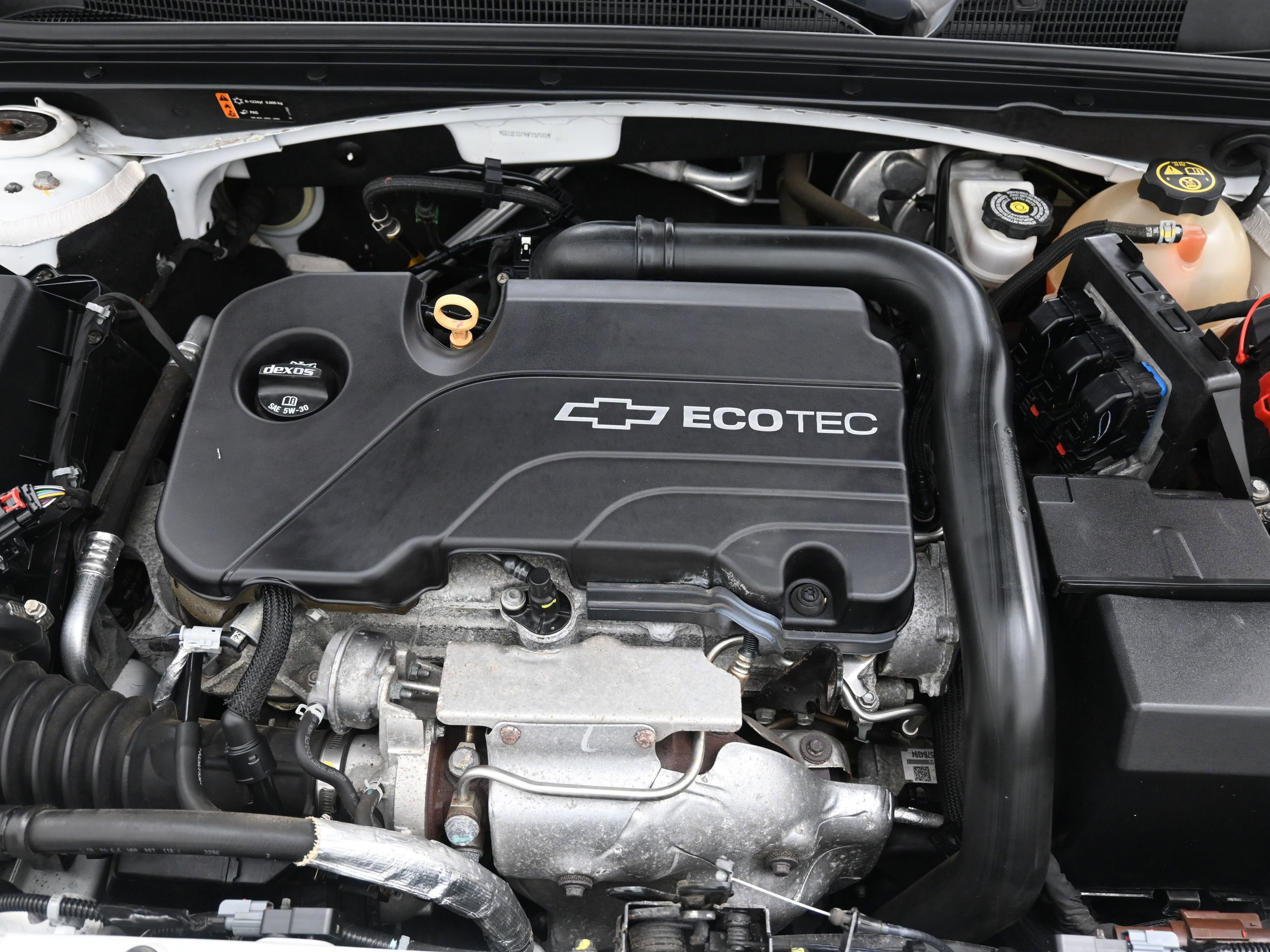 Used 2017 Chevrolet Malibu LT image 30