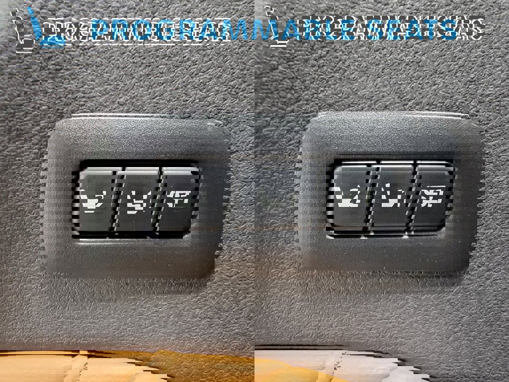 Used 2020 Toyota Avalon Limited FWD image 32