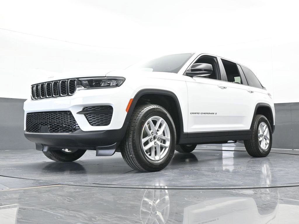 New 2026 Jeep Grand Cherokee Laredo X AWD/4WD image 52