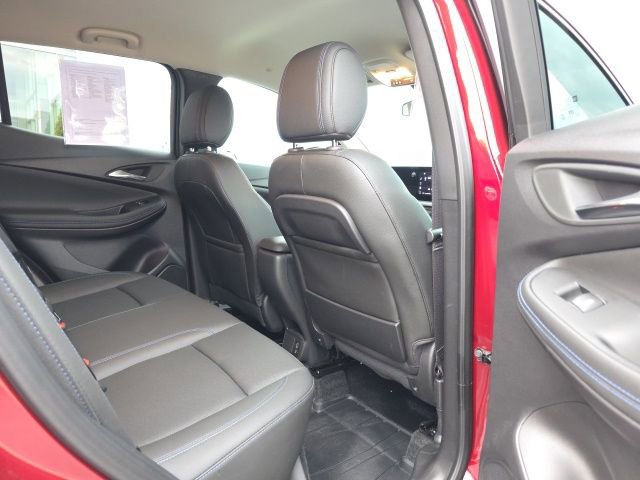 Used 2025 Buick Encore GX Sport Touring w/ Comfort Package image 32