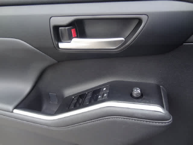Certified 2026 Toyota Highlander XLE AWD/4WD image 20