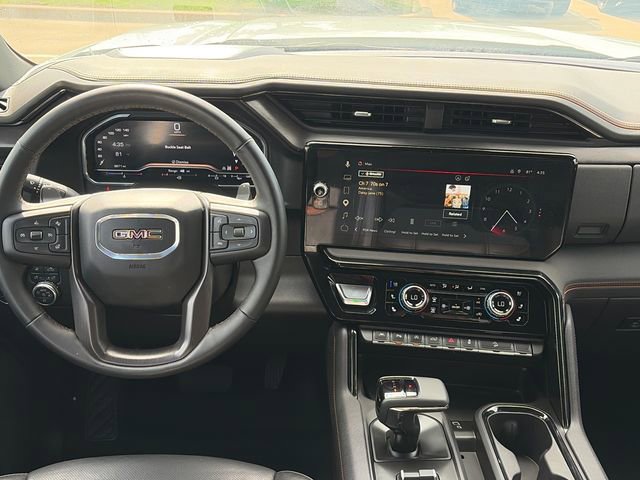 Used 2025 GMC Sierra 1500 AT4 image 13