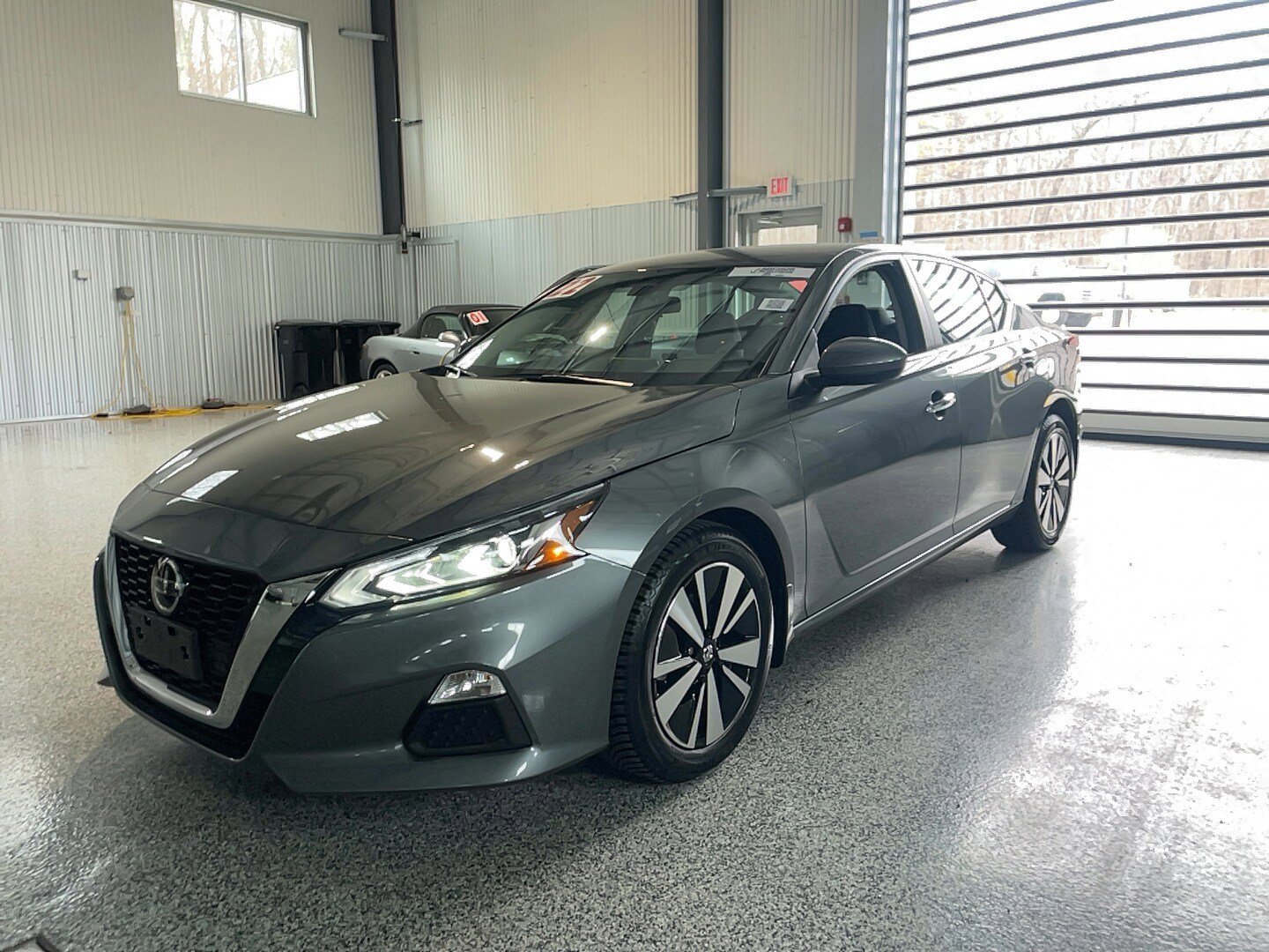 Used 2022 Nissan Altima 2.5 SV AWD/4WD image 3