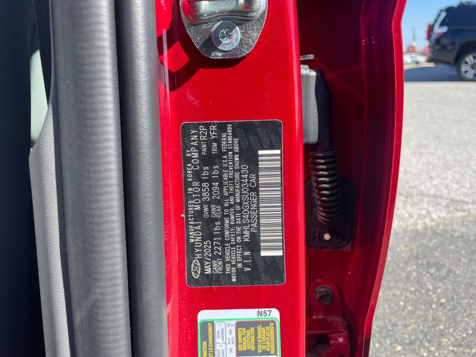 Used 2025 Hyundai Elantra SEL image 30