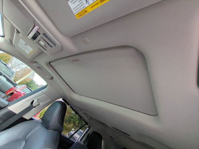 Certified 2020 Toyota Highlander XLE image 20