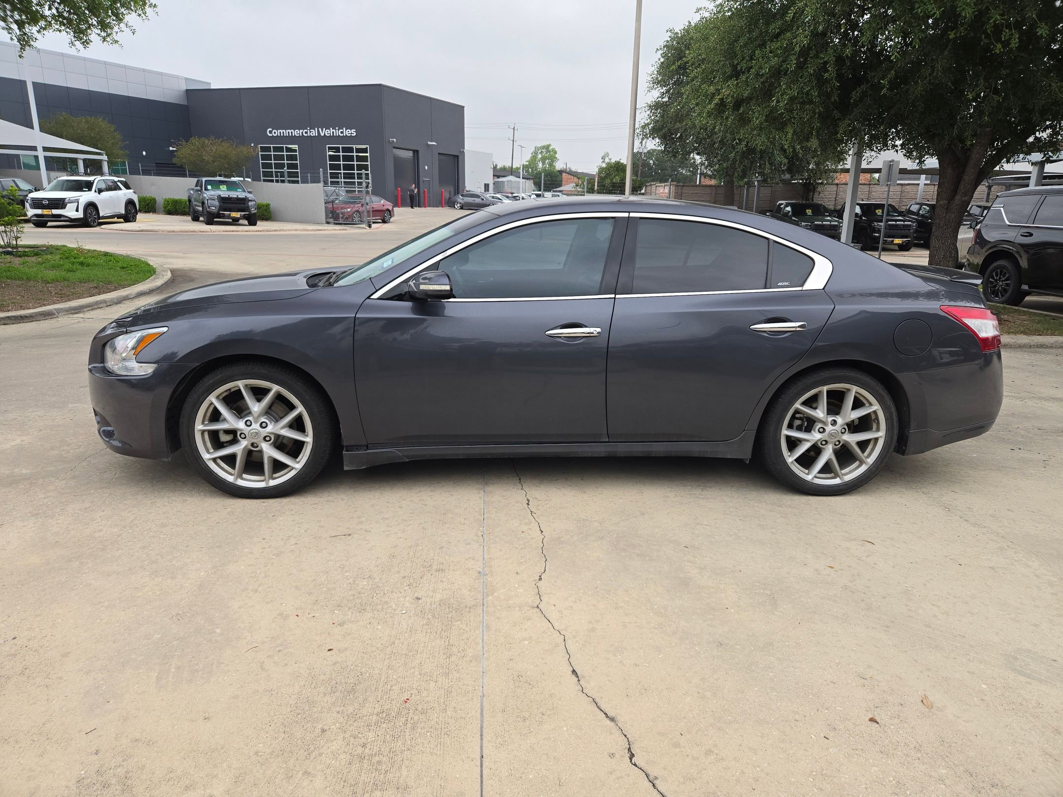 Used 2009 Nissan Maxima 3.5 SV w/ Sport Pkg FWD image 6