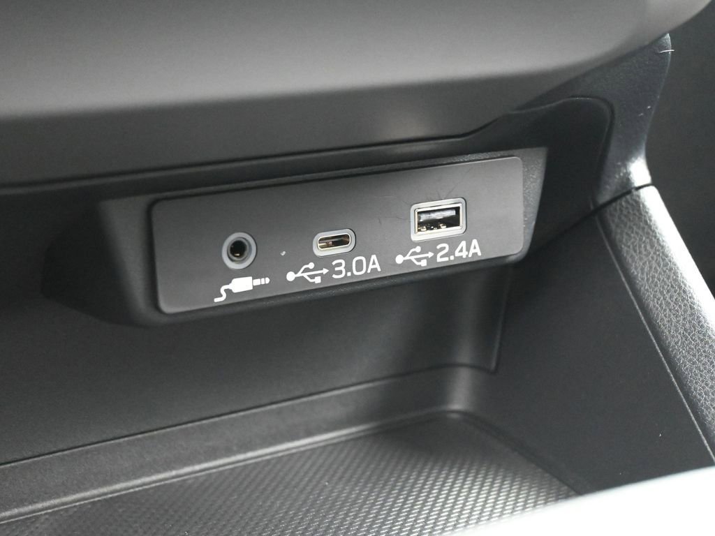 Used 2024 Subaru Crosstrek 2.0i Premium image 22