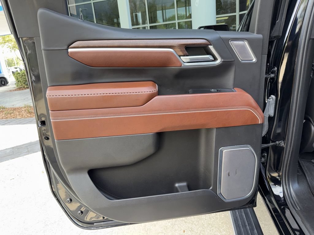 Used 2022 GMC Sierra 1500 Denali Ultimate AWD/4WD image 32