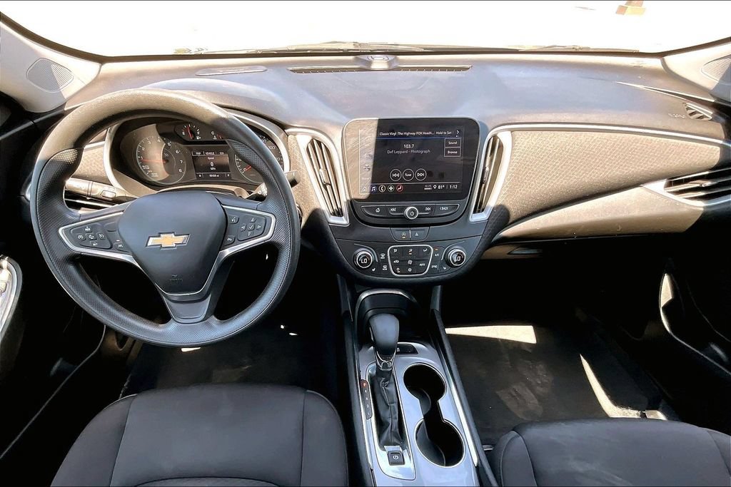 Used 2023 Chevrolet Malibu LT FWD image 13