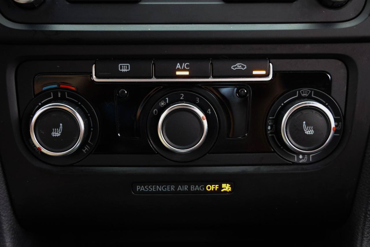 Used 2014 Volkswagen GTI Wolfsburg Edition FWD image 30