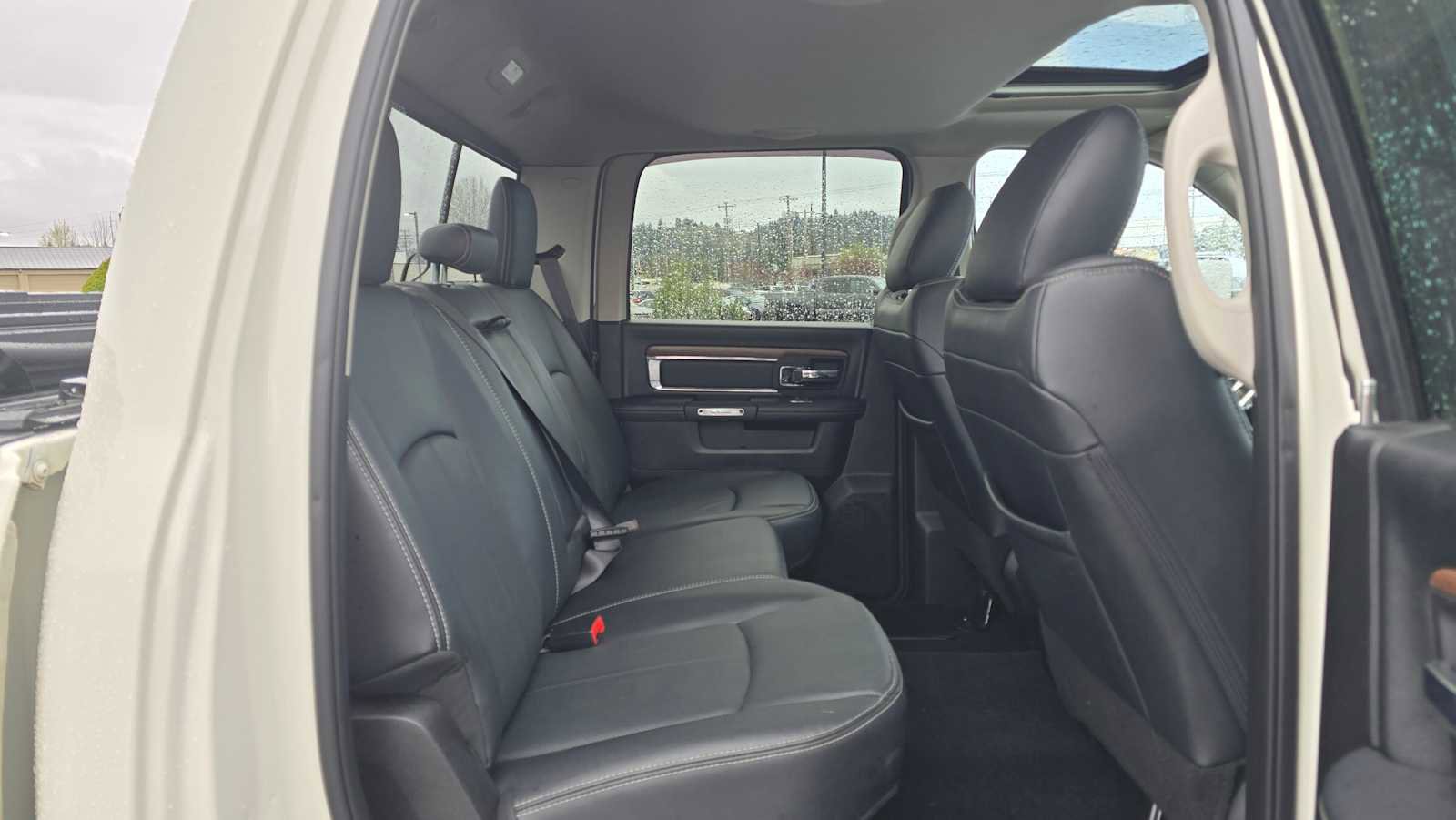 Used 2018 RAM 3500 Laramie w/ Convenience Group image 14