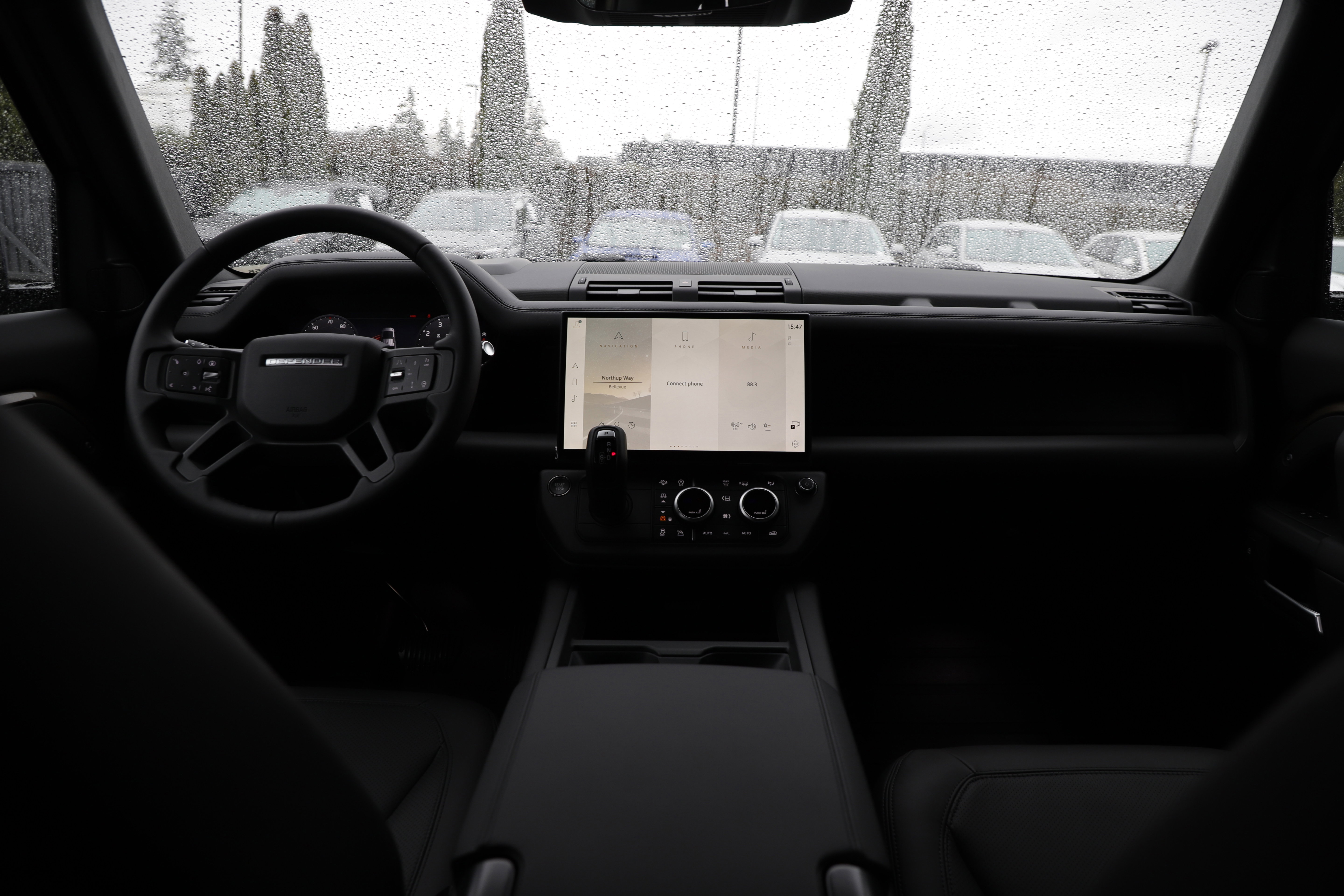 New 2026 Land Rover Defender 110 X-Dynamic SE image 14