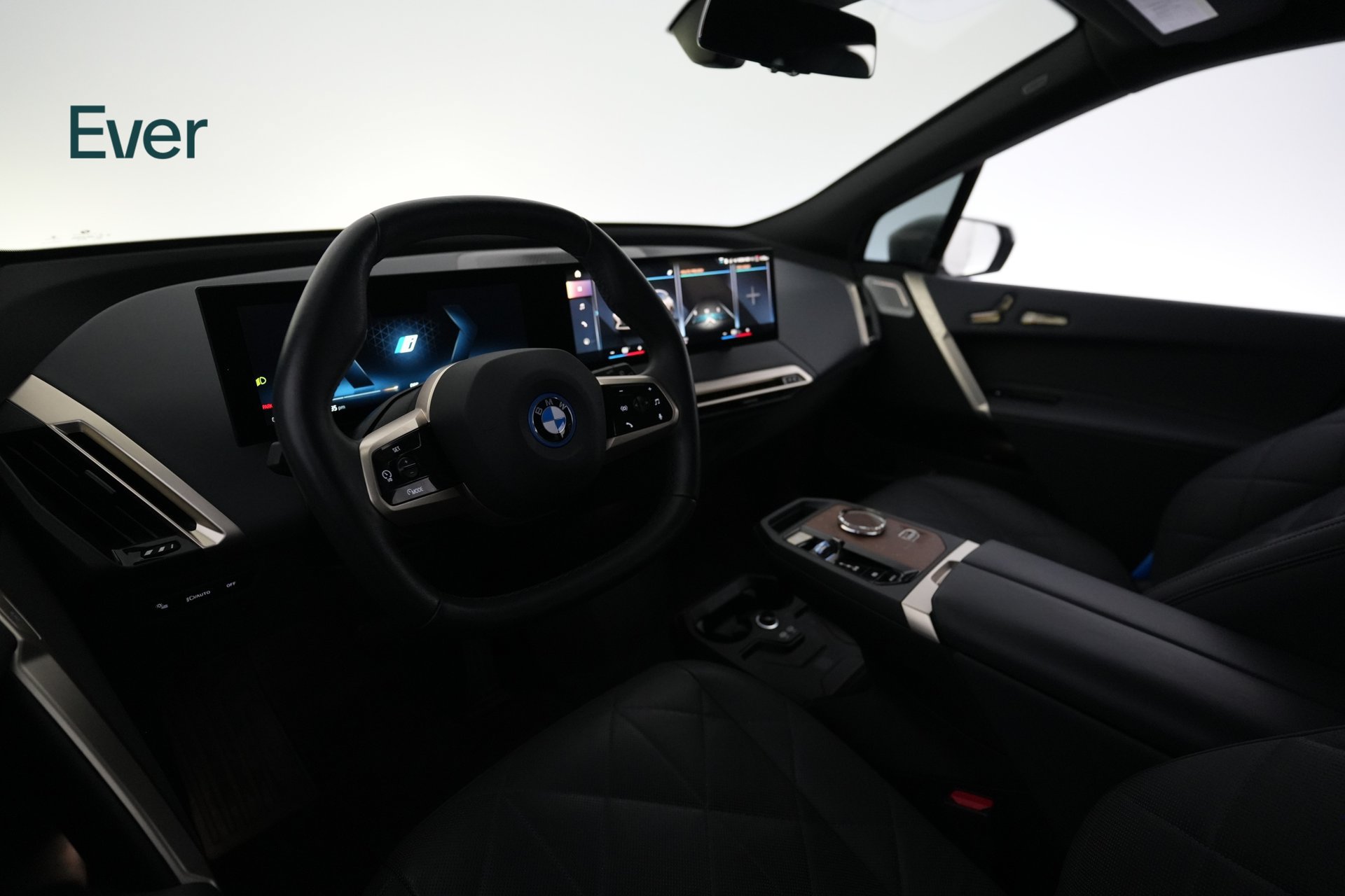 Used 2023 BMW iX M60 AWD/4WD image 4