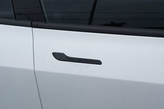 Used 2021 Tesla Model 3 Standard Range Plus RWD image 12