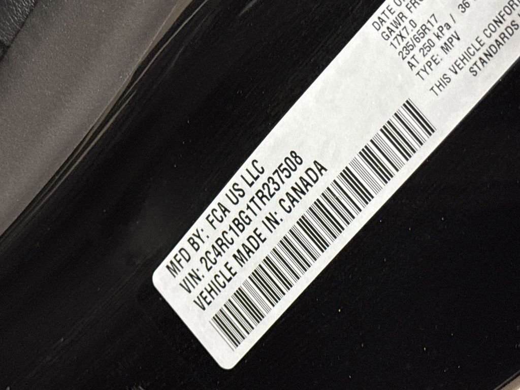 New 2026 Chrysler Pacifica Select image 26