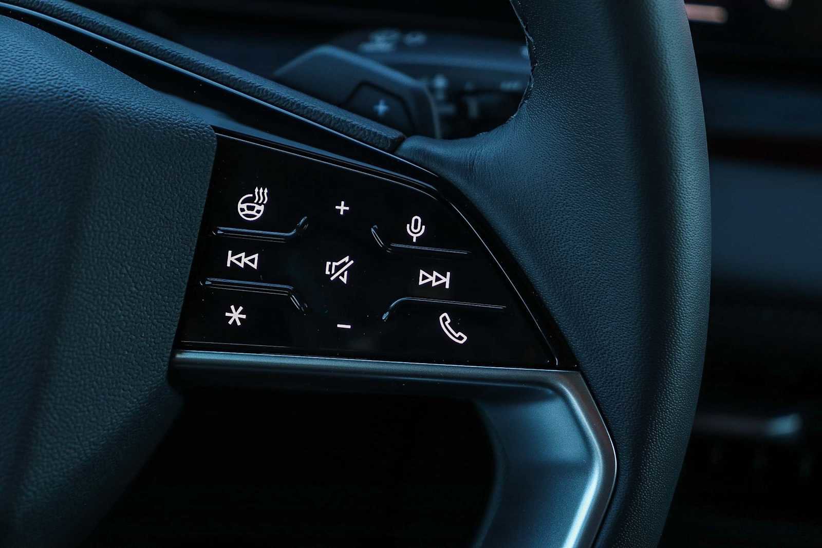 New 2025 Audi Q6 e-tron Premium AWD/4WD image 19