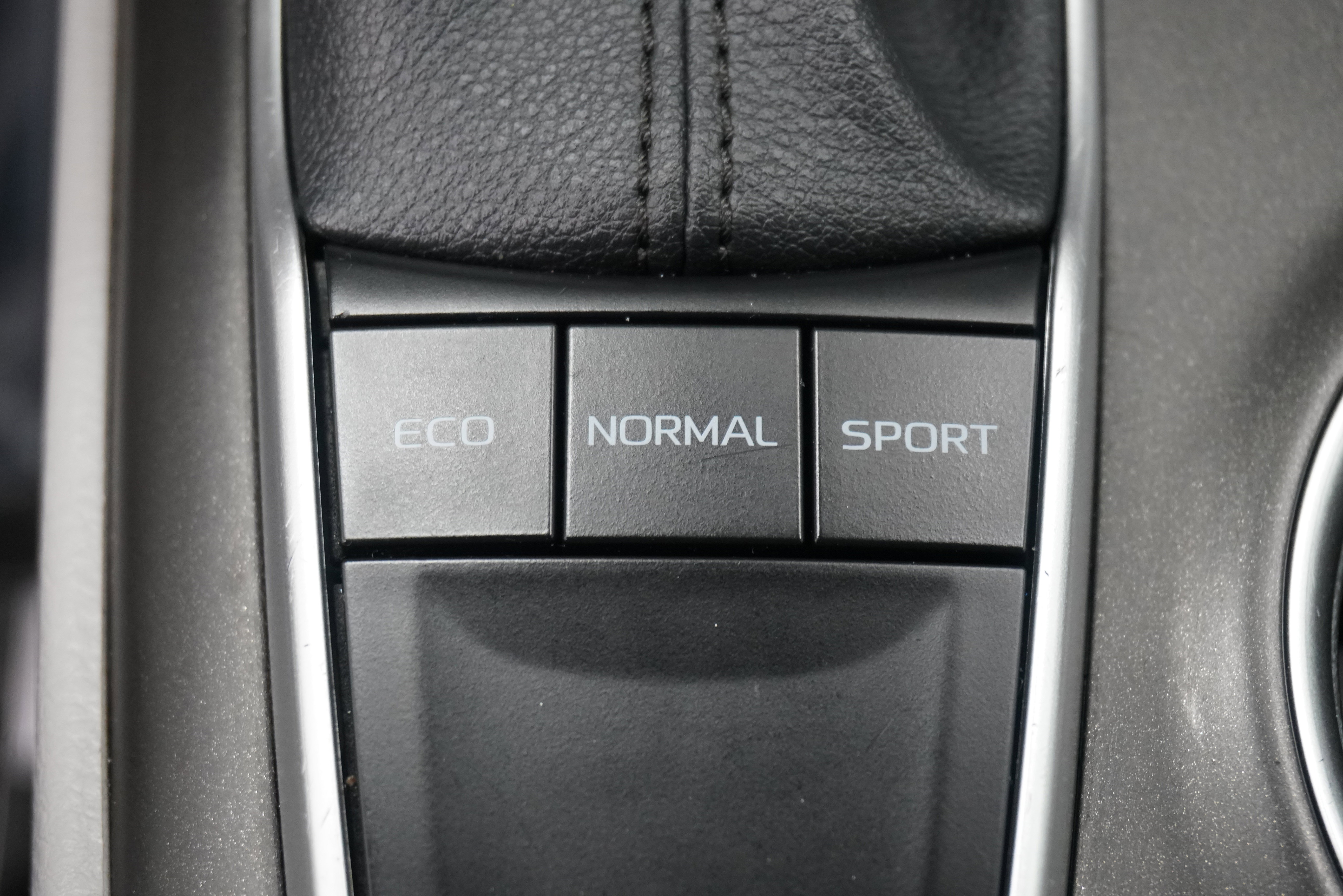 Used 2023 Toyota Camry LE FWD image 20