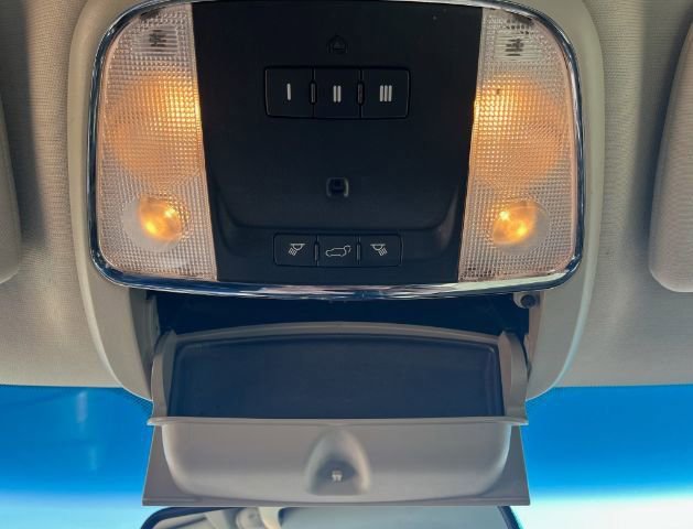 Used 2012 Dodge Durango Crew w/ Leather Interior Group AWD/4WD image 25