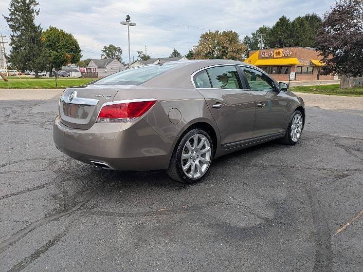 Used 2010 Buick LaCrosse CXS w/ Touring Package FWD image 6