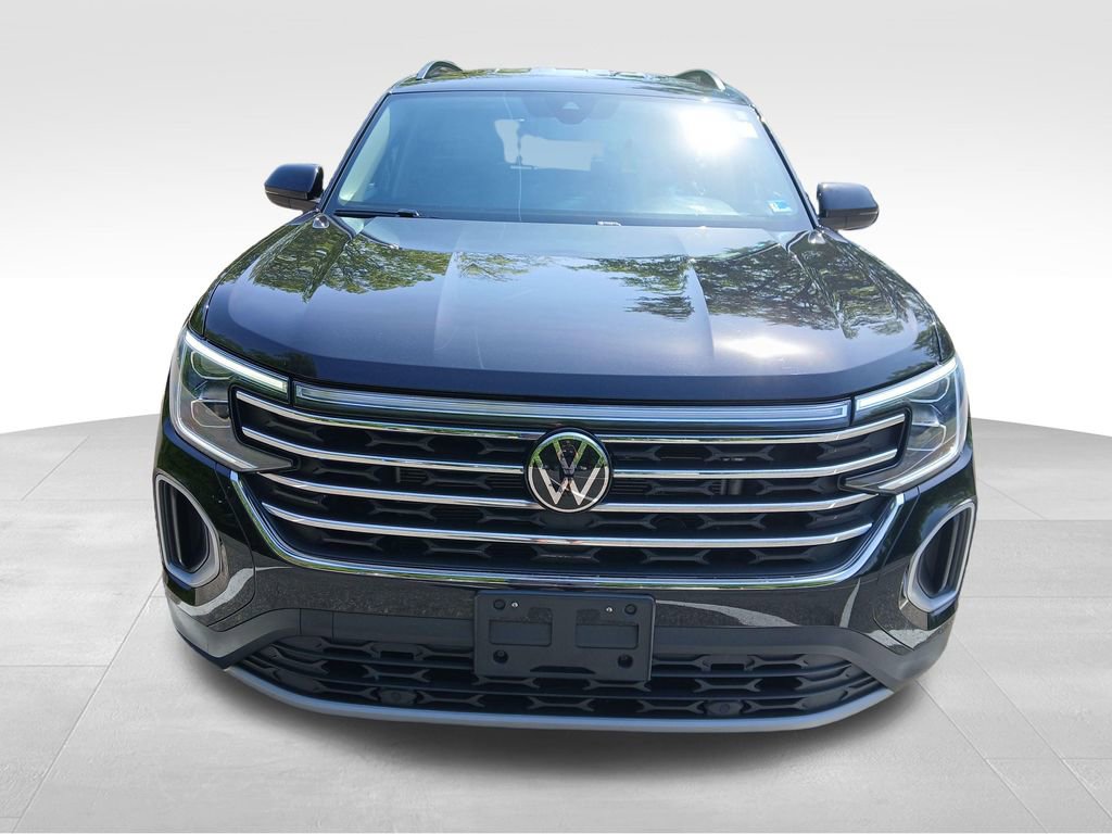 Used 2025 Volkswagen Atlas SE image 17