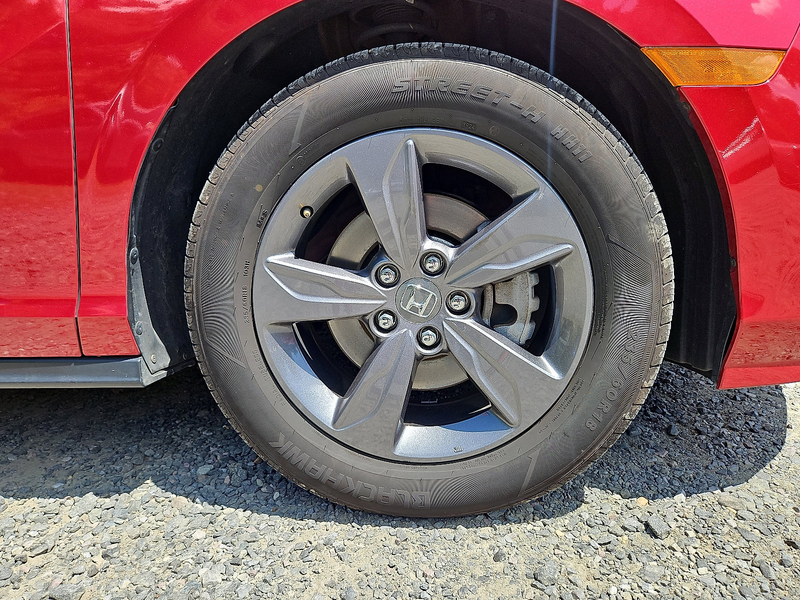 Certified 2023 Honda Odyssey EX image 9