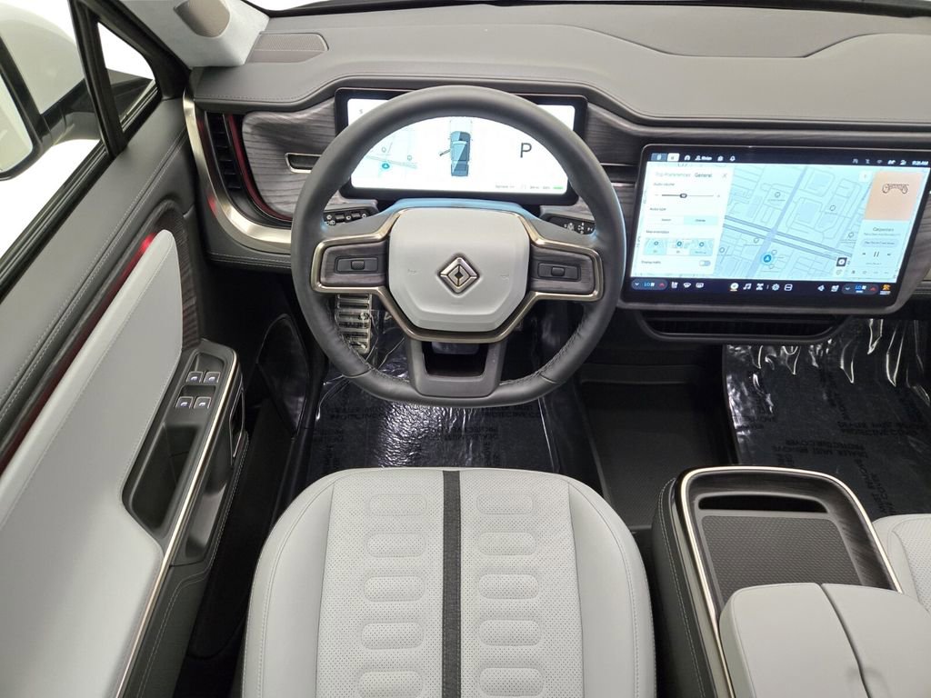 Used 2023 Rivian R1S Adventure image 20
