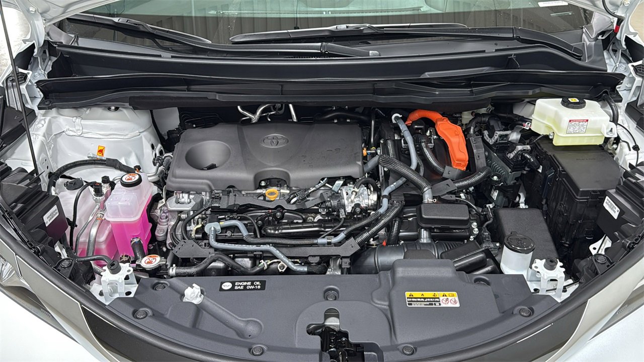 New 2026 Toyota Sienna Platinum image 26