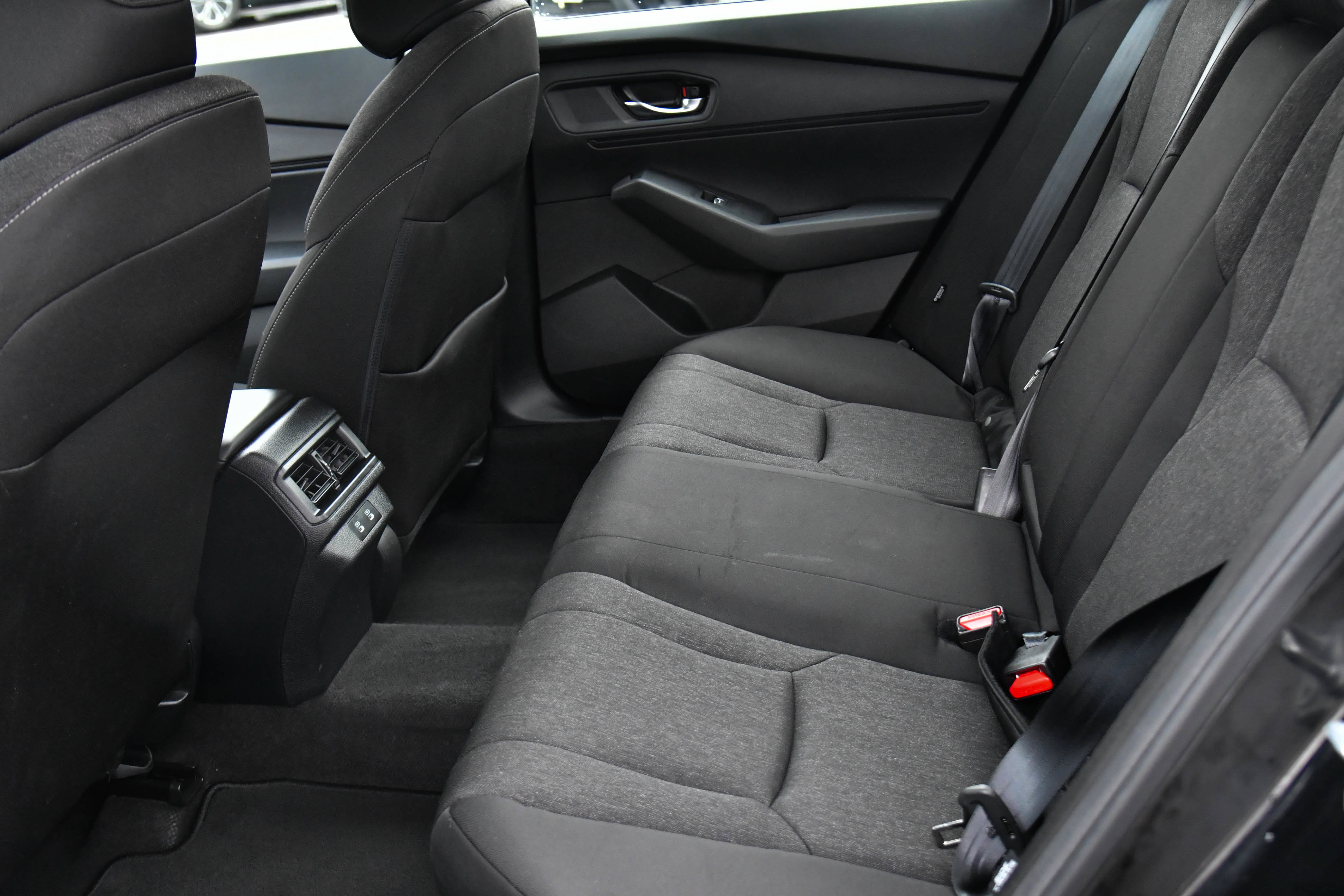 Used 2025 Honda Accord SE image 34